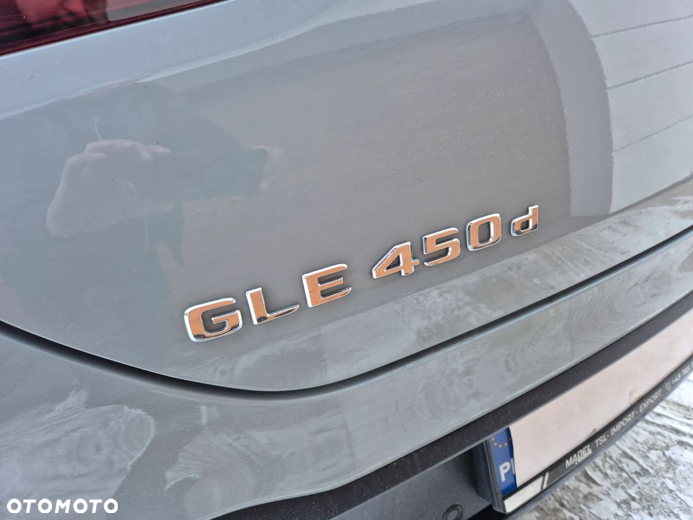 Mercedes-Benz GLE - 31