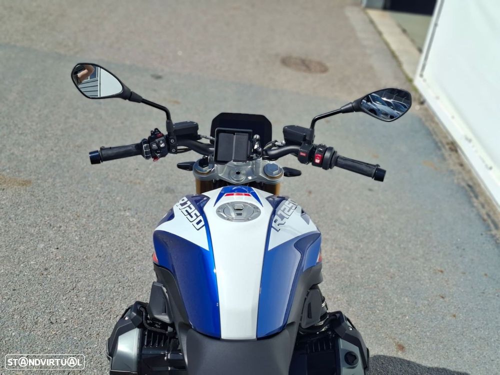 BMW R 1250 R Sport - 8