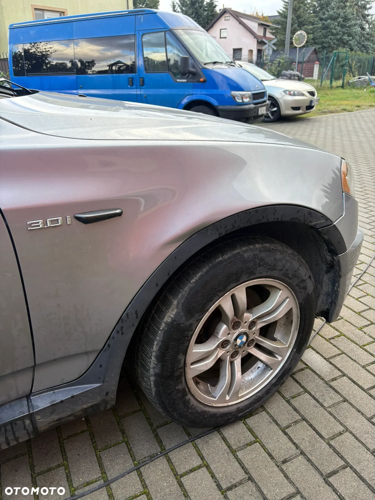 BMW X3 3.0i - 12