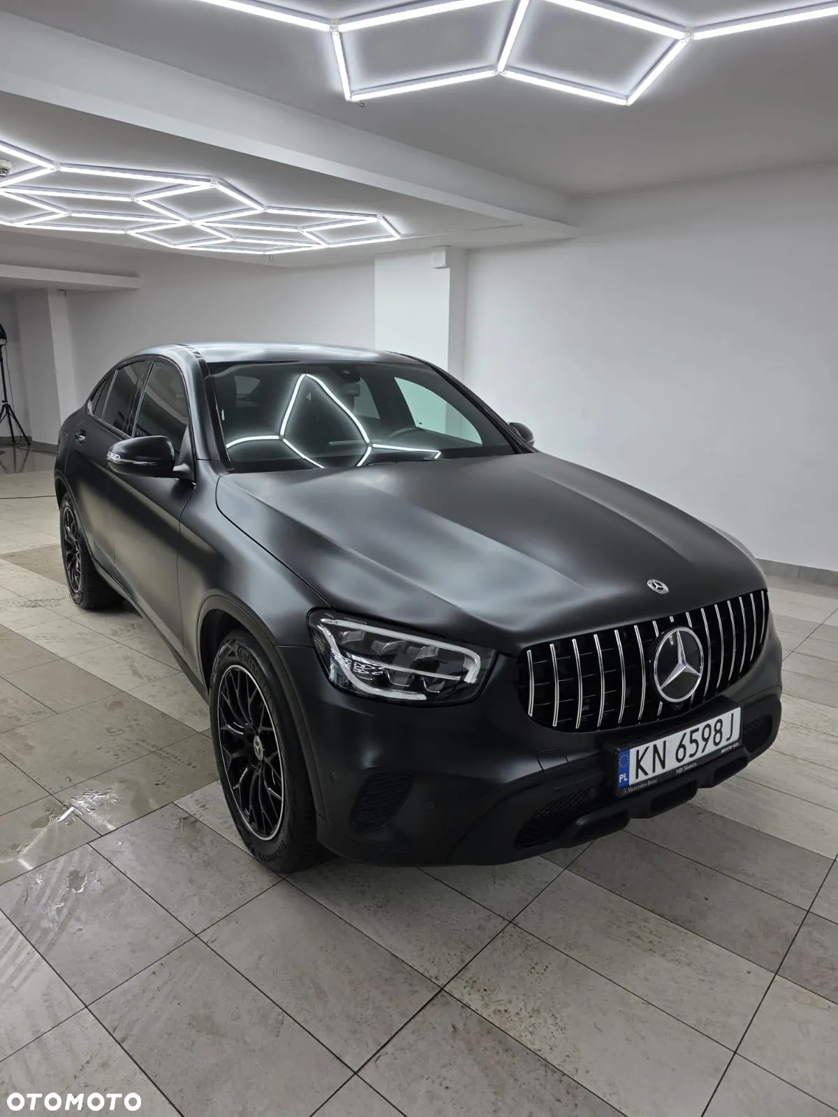 Mercedes-Benz GLC Coupe 300 e 4-Matic - 32