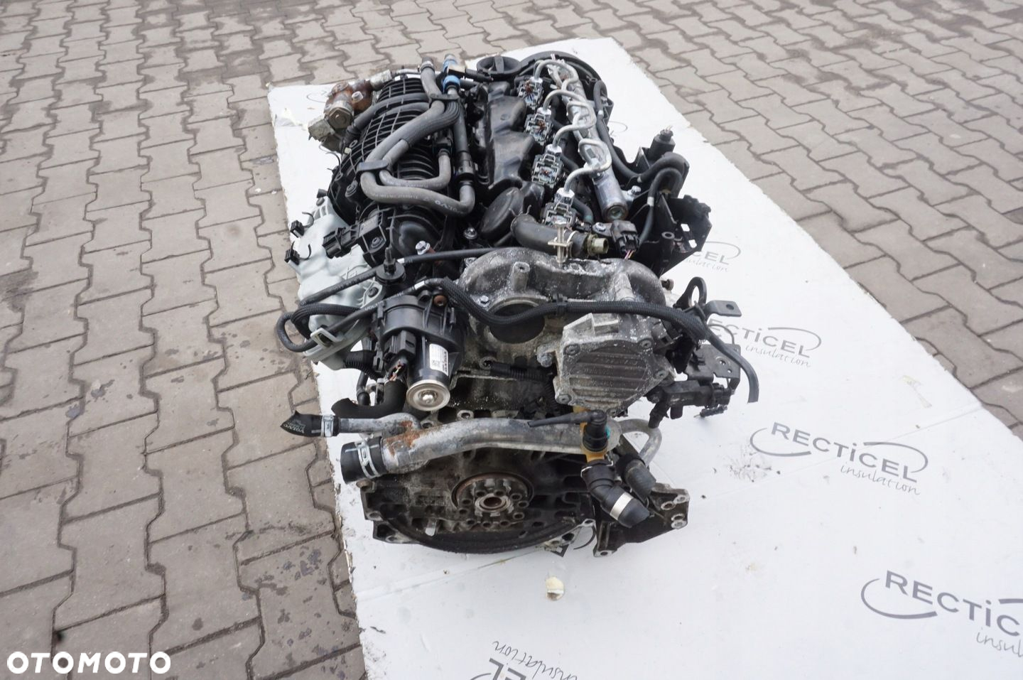 SILNIK VOLVO 2.0 D3 D4204T9 KOMPLETNY 82 TYŚ KM - 3