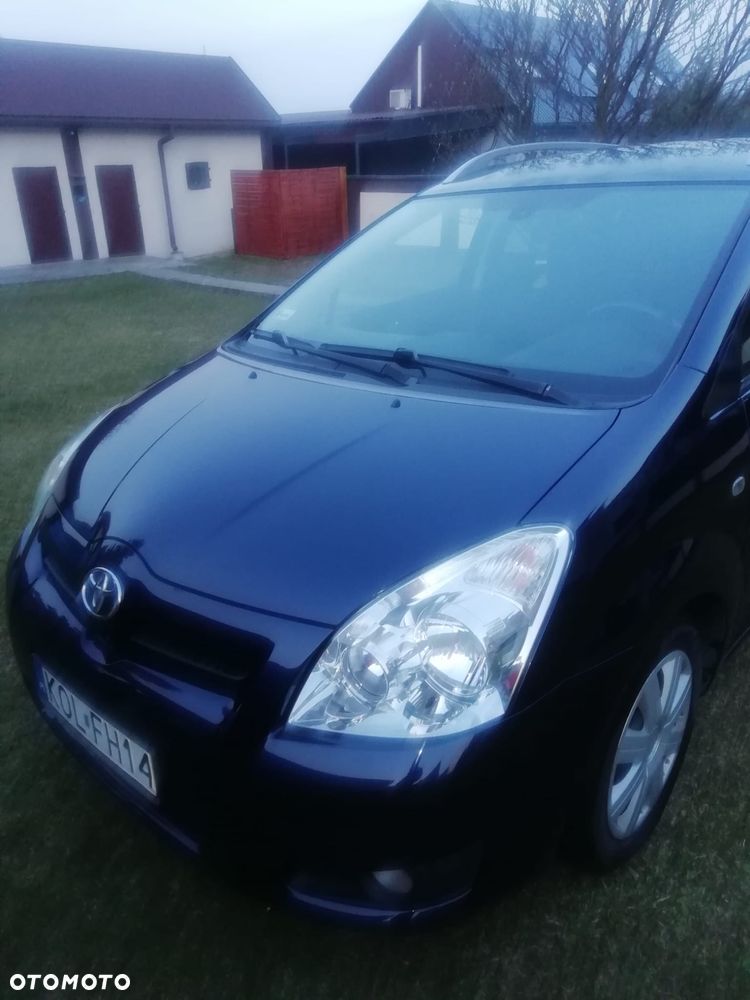 Toyota Corolla Verso - 13