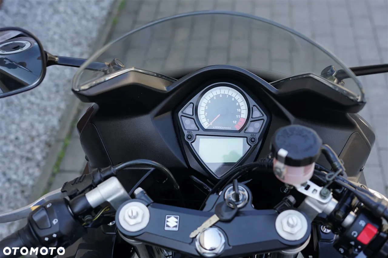 Suzuki SV - 18
