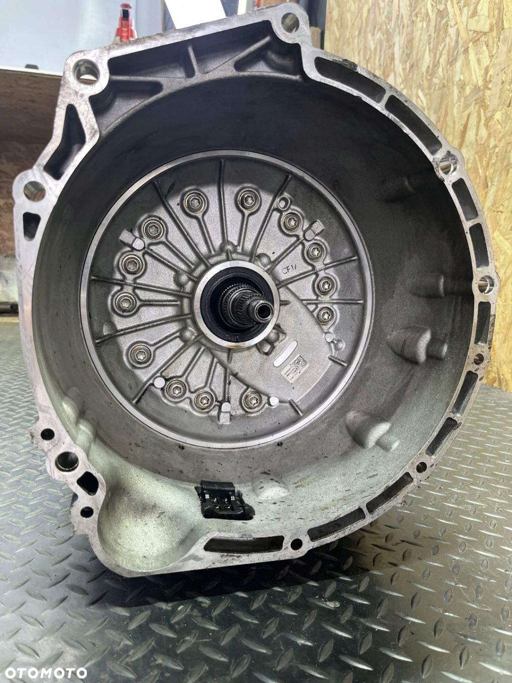 BMW F10 F11 N47 SKRZYNIA BIEGÓW AUTOMAT KONWERTER 8HP-45 8HP45 7642242 - 9