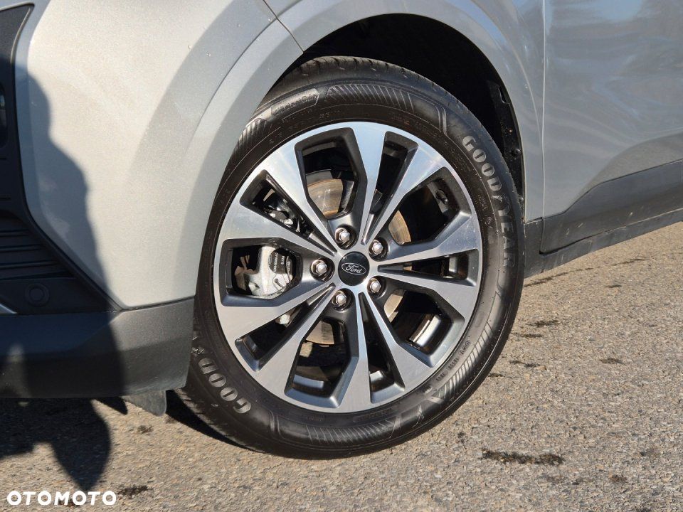 Ford Tourneo Courier - 10