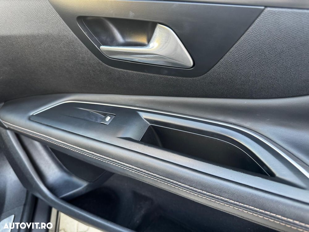 Peugeot 3008 BlueHDi 180 Stop & Start EAT6 GT - 31