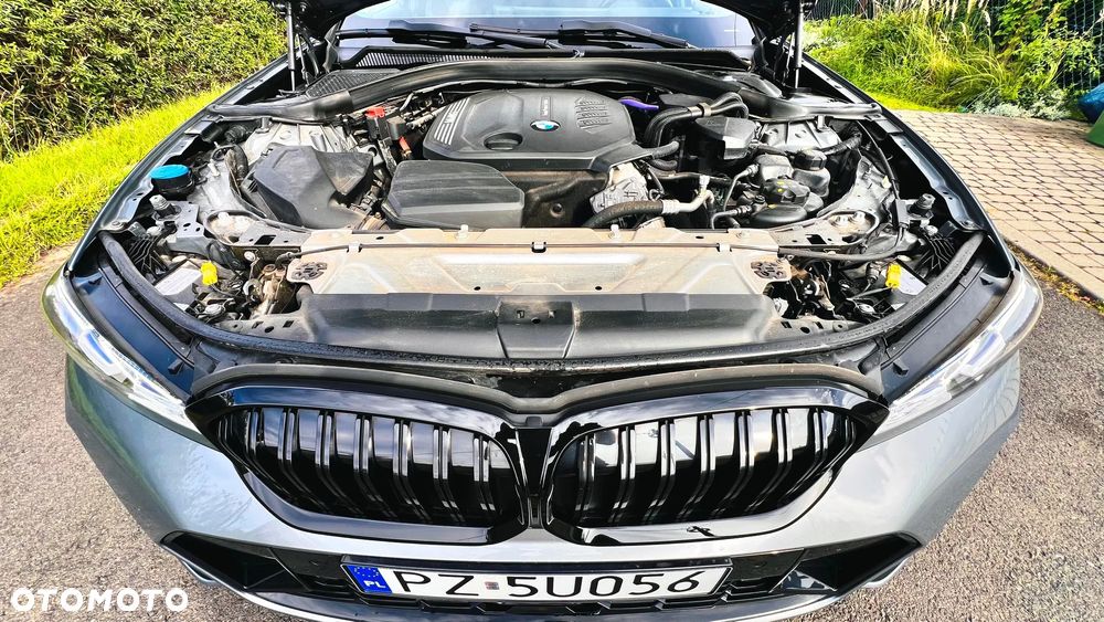 BMW Seria 3 320d xDrive M Sport Shadow - 28