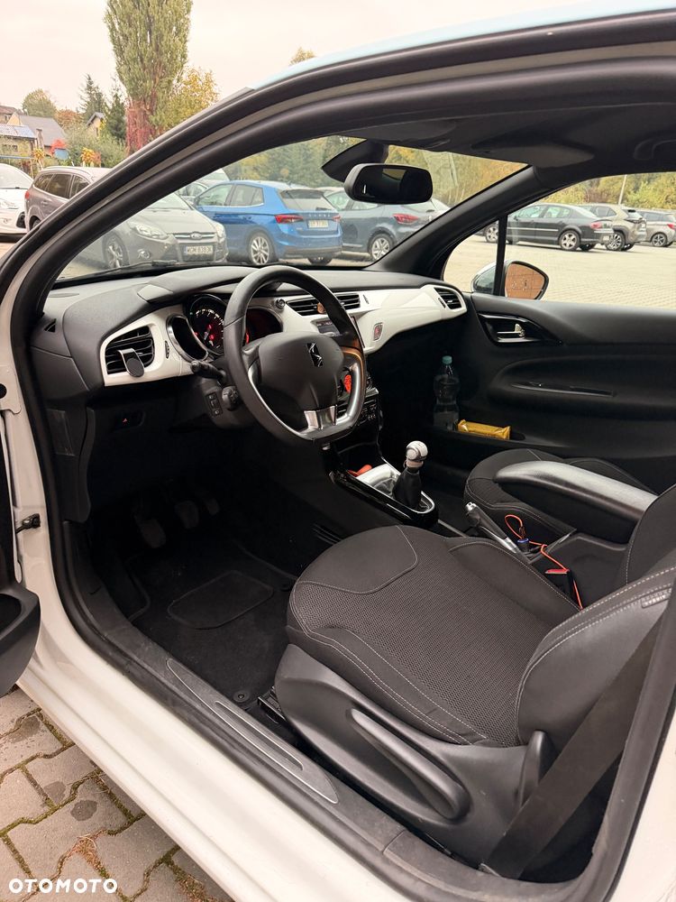 Citroën DS3 VTi 120 SoChic - 25