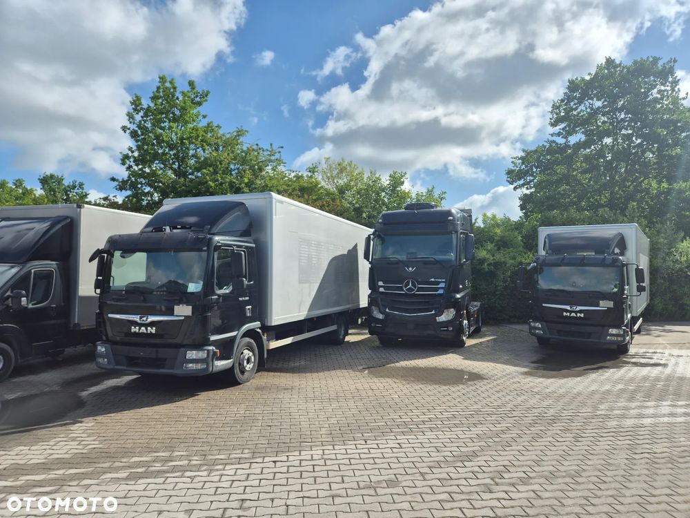 MAN TGL 12.250 3 osobowy oryginał 6.2m 7.6m HAK AUTOMAT KLIMA 12000kg ESP EURO 6 / TOP STAN / okazja nauka jazdy MOŻLIWOŚĆ DOSTOSOWANIA elka - 38