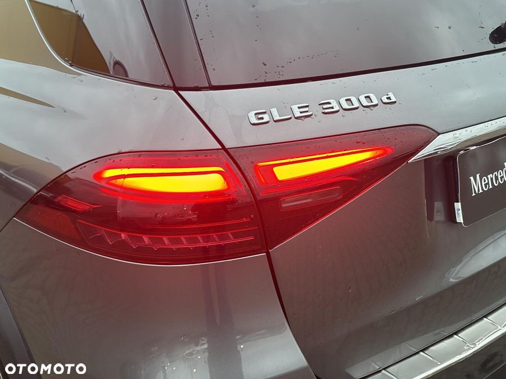 Mercedes-Benz GLE - 11