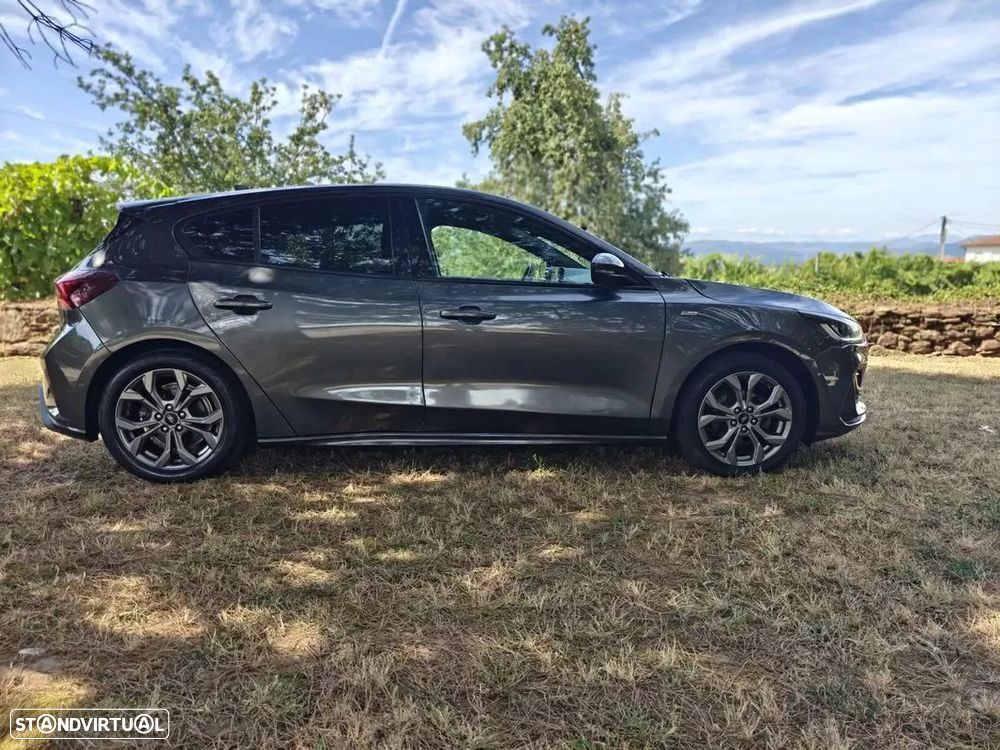 Ford Focus 1.0 EcoBoost MHEV ST-Line - 3