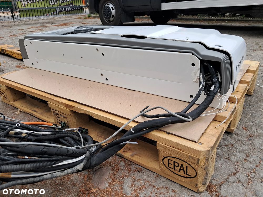 Agregat Chłodniczy Thermo King V 300 MAX 2021r. + prąd 230 V - 14