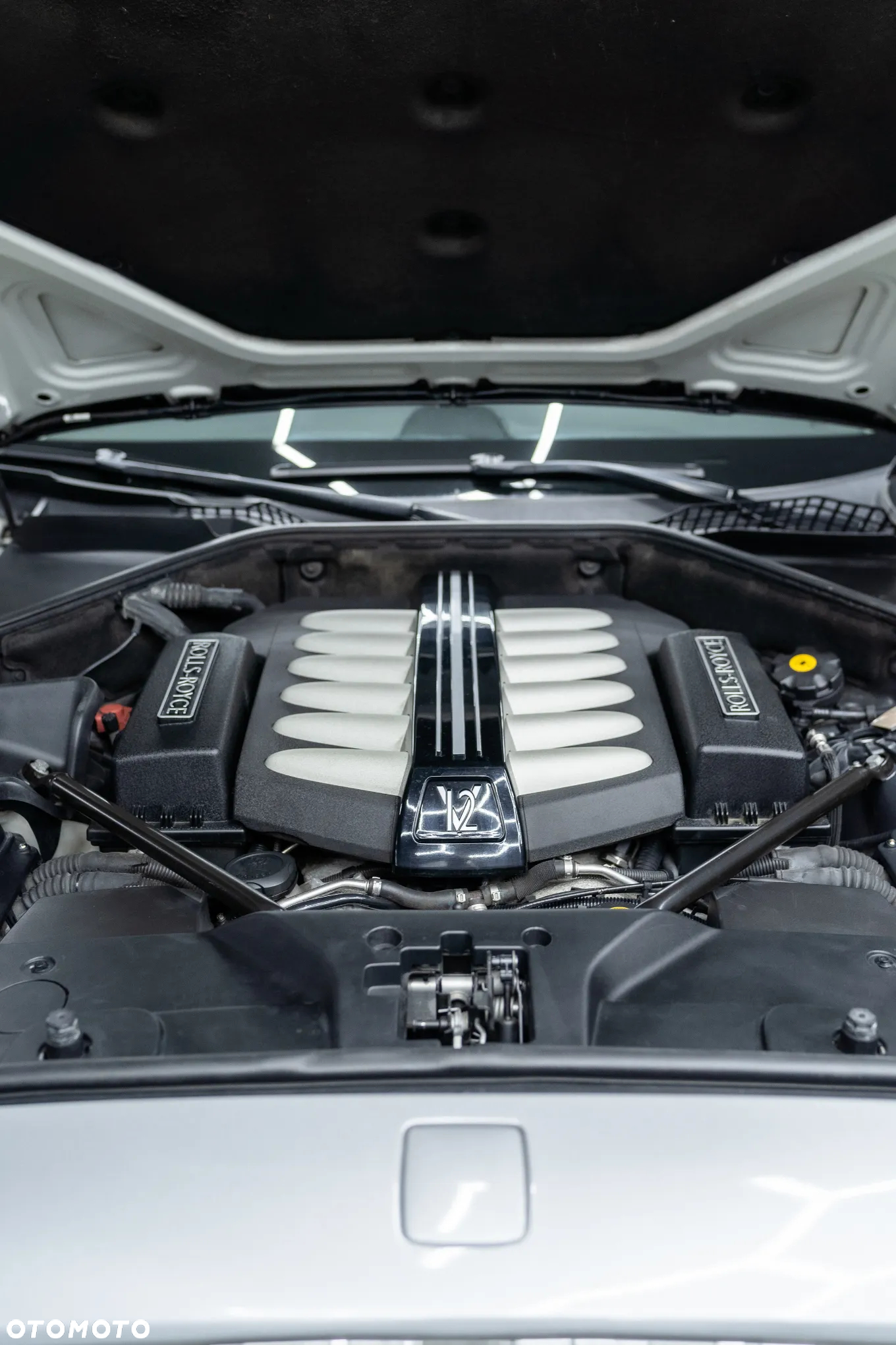 Rolls-Royce Ghost Standard - 21