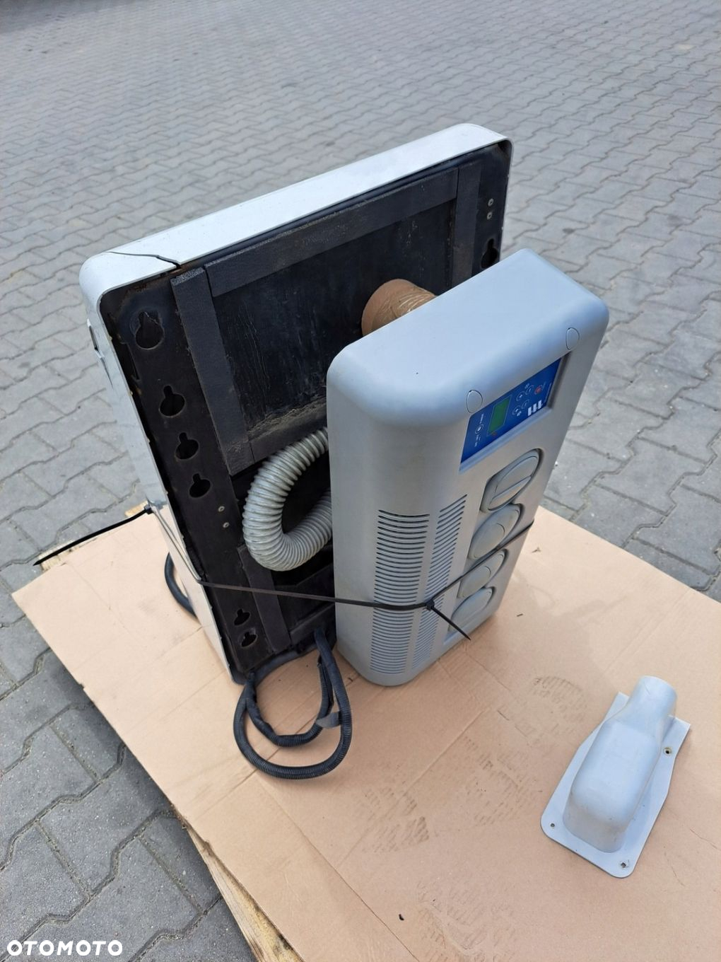 KLIMATYZACJA POSTOJOWA EBERSPACHER COOLTRONIC BACK 24V - 3