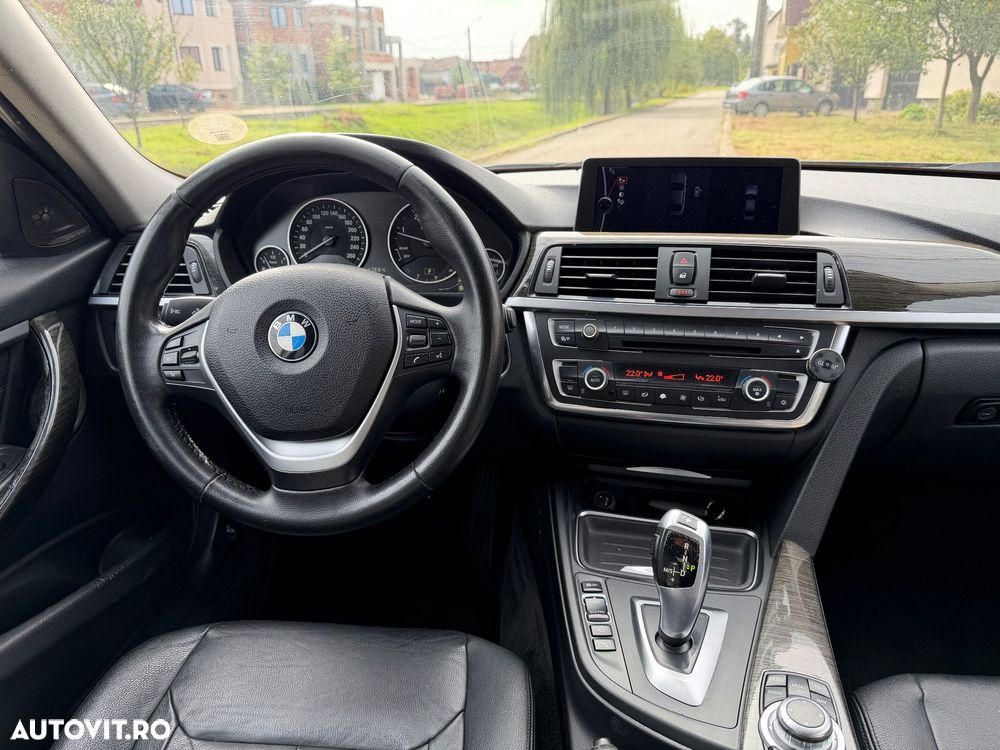 BMW Seria 3 - 34