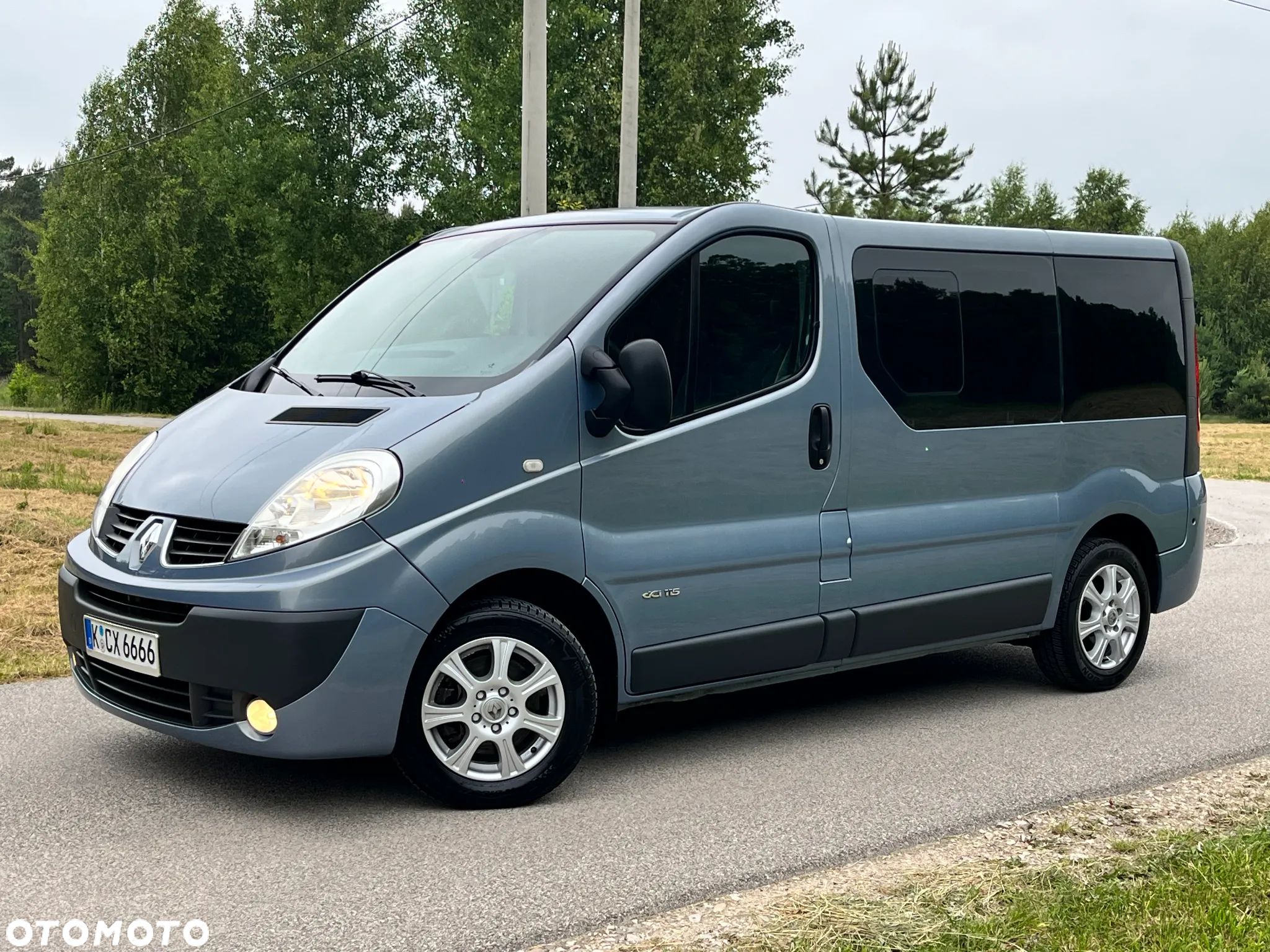 Renault Trafic L1H1 Passenger Lux - 1