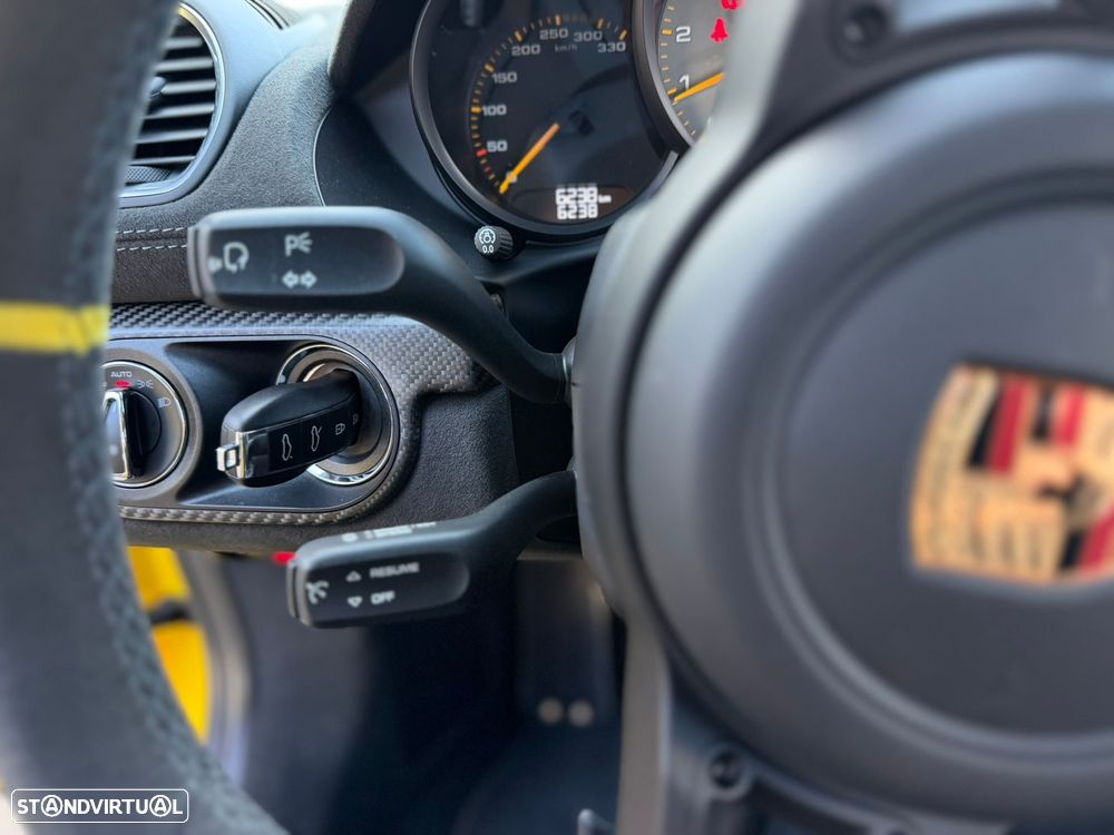 Porsche 718 Cayman GT4 RS - 24