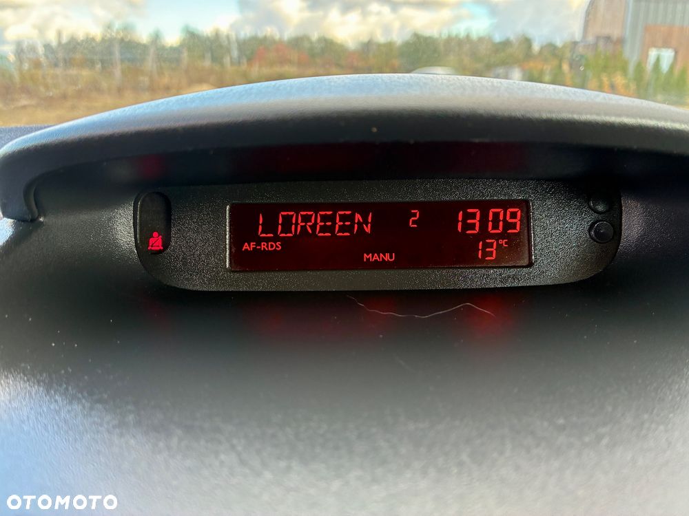 Renault Clio - 33