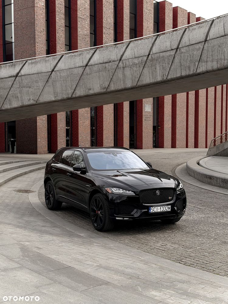 Jaguar F-Pace 3.0 V6 AWD S - 1