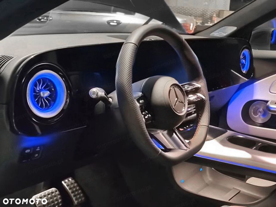 Mercedes-Benz CLA 200 mHEV 4-Matic 8G-DCT - 9