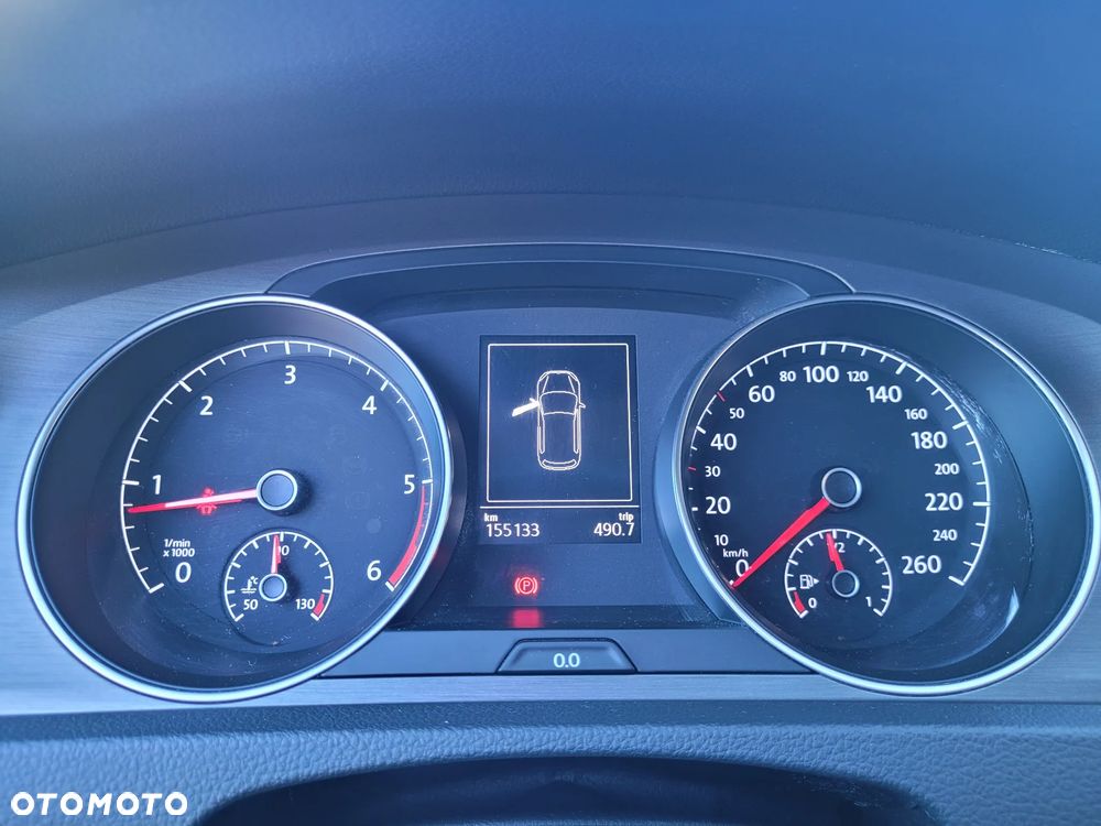 Volkswagen Golf - 11