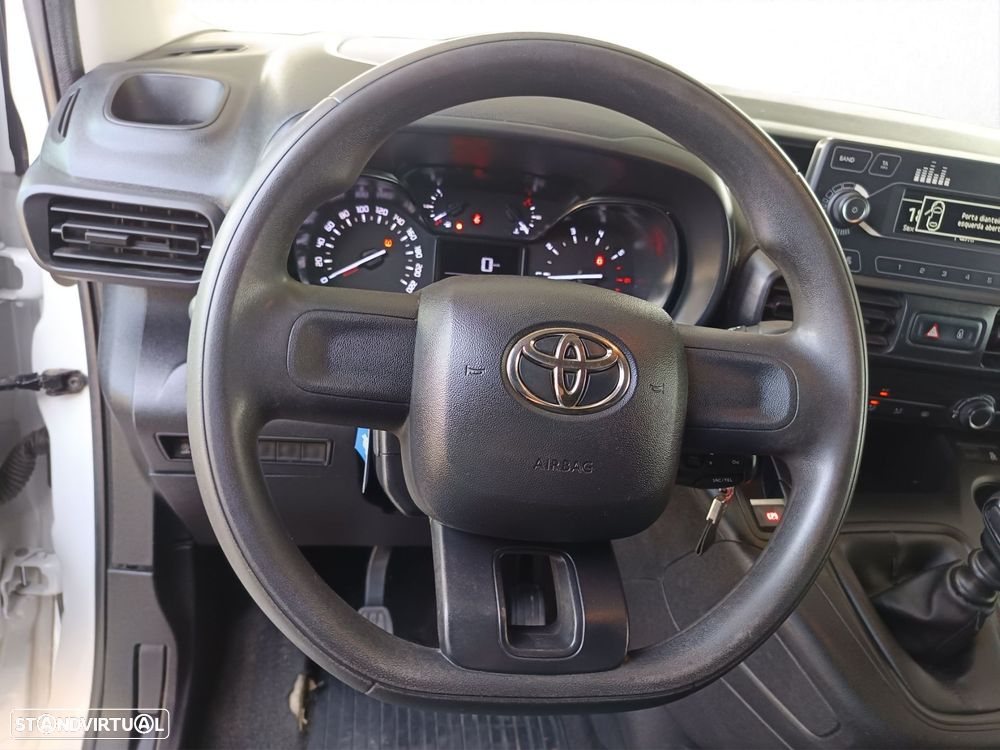 Toyota Proace City 1.5D L1 Comfort PTB - 11