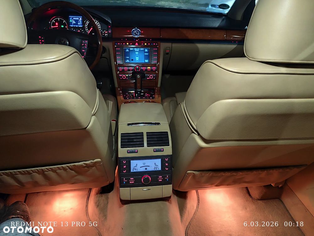 Opel Corsa 1.2 16V Enjoy - 10