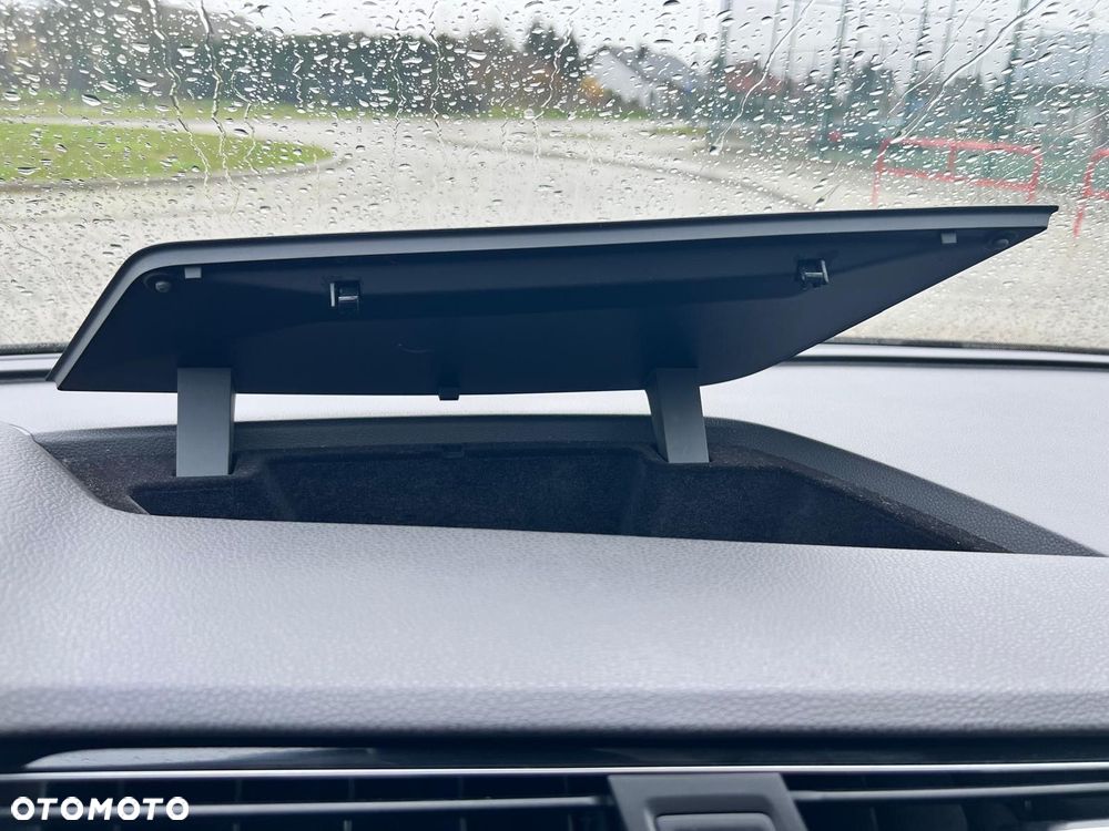 Volkswagen Touran 1.5 TSI EVO Comfortline DSG - 28