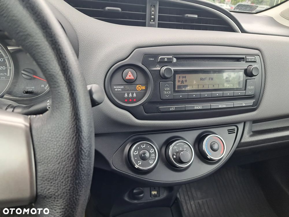Toyota Yaris 1.33 Active - 21