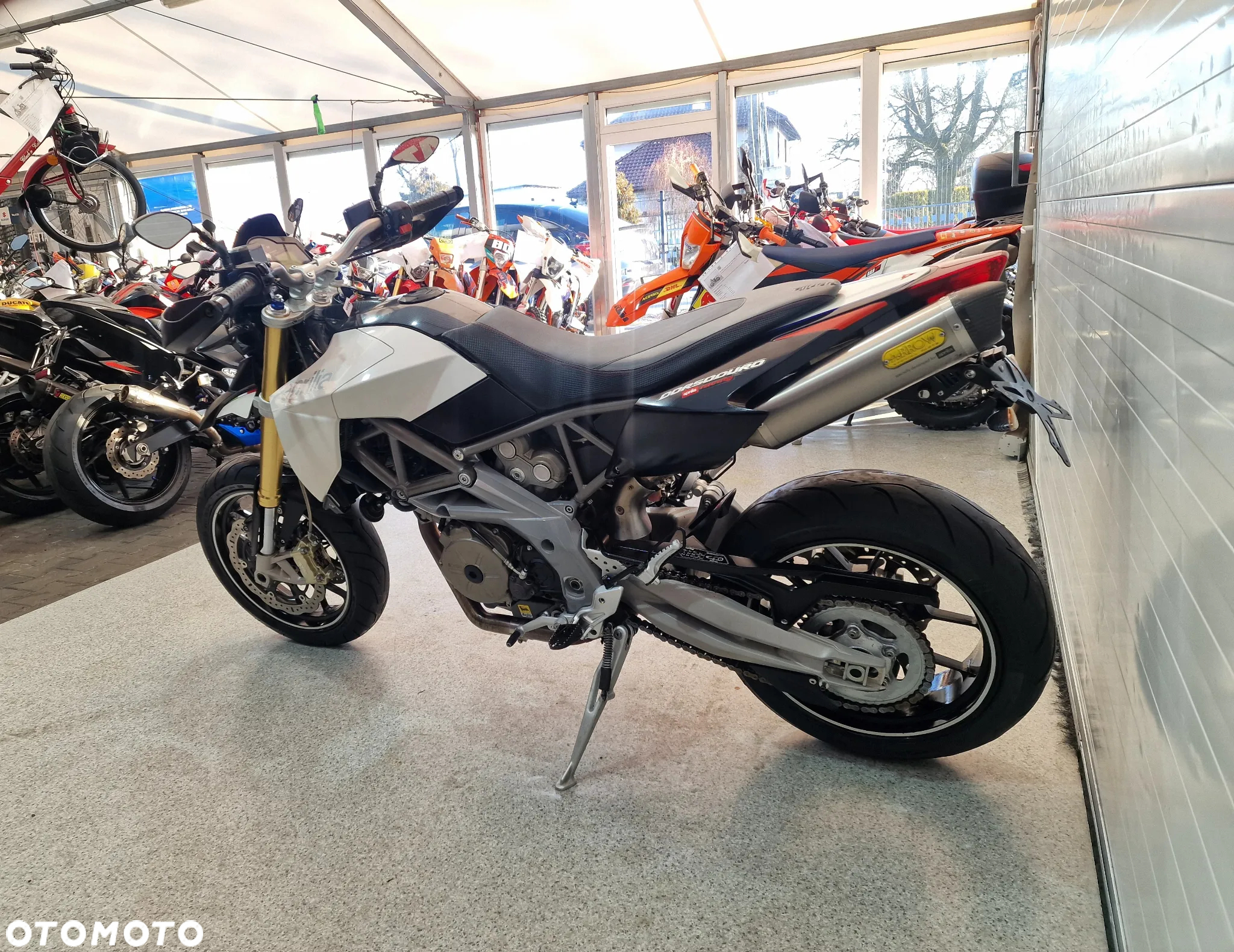 Aprilia Dorsoduro - 21