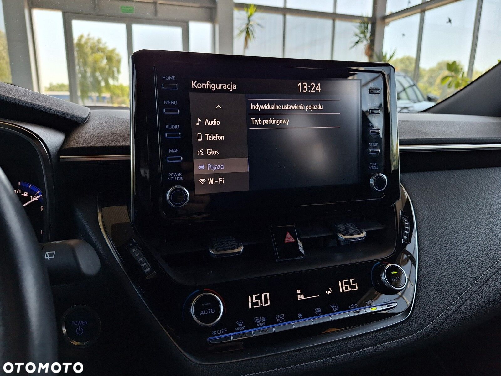 Toyota Corolla 2.0 Hybrid Comfort - 34