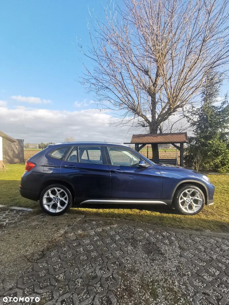 BMW X1 sDrive20d xLine - 13