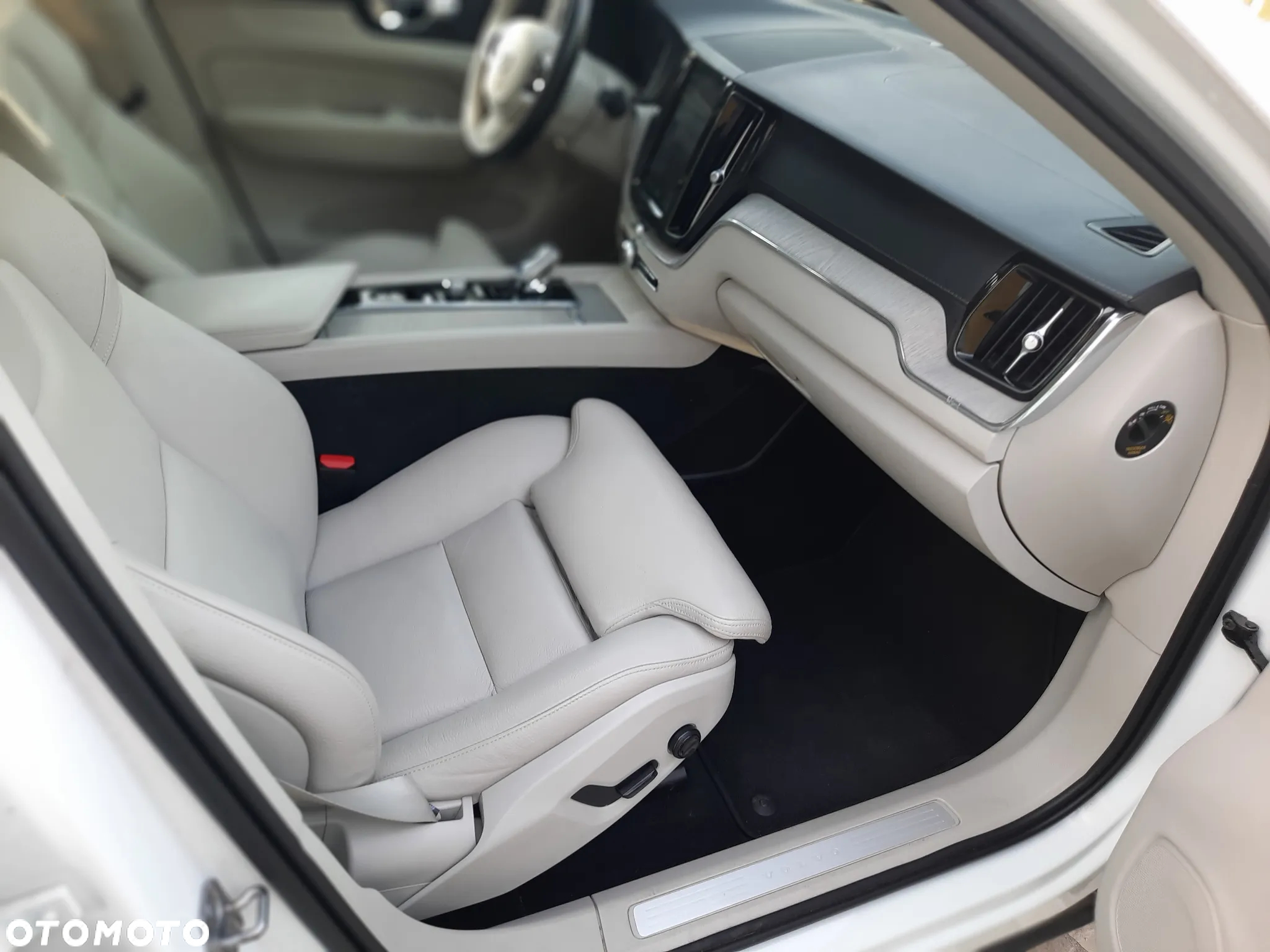 Volvo XC 60 - 14