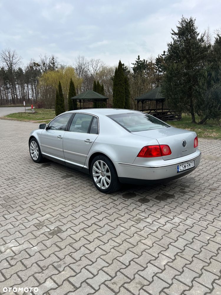 Volkswagen Phaeton - 2