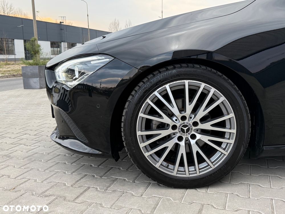 Mercedes-Benz CLA 180 7G-DCT Progressive Line Advanced - 34