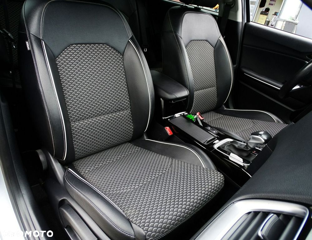Kia Ceed 1.6 GDI PHEV L Business Line DCT - 18