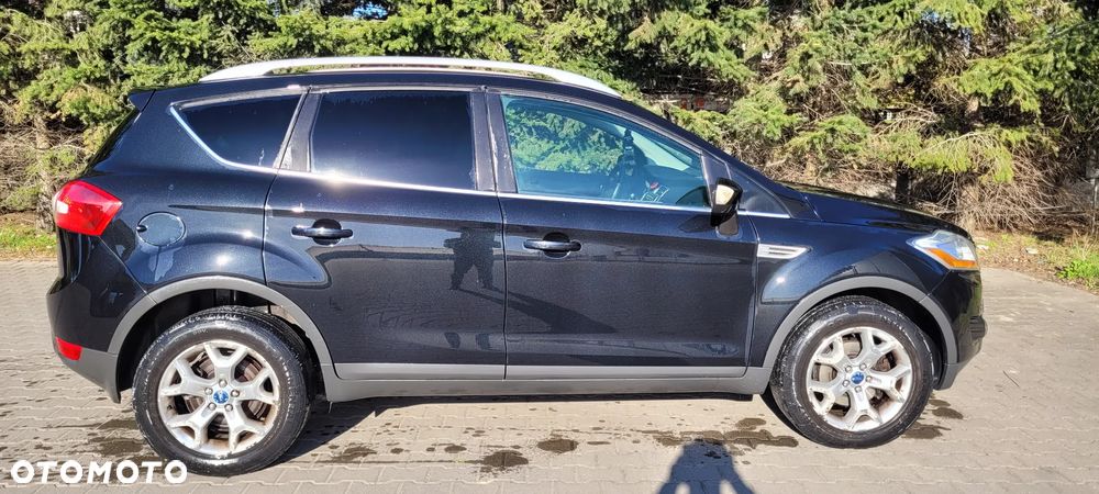 Ford Kuga 2.0 TDCi 4x4 Titanium - 2