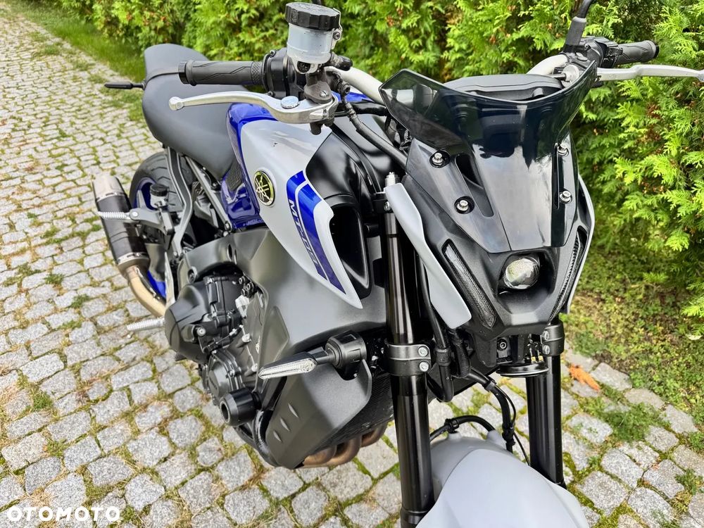 Yamaha MT - 6
