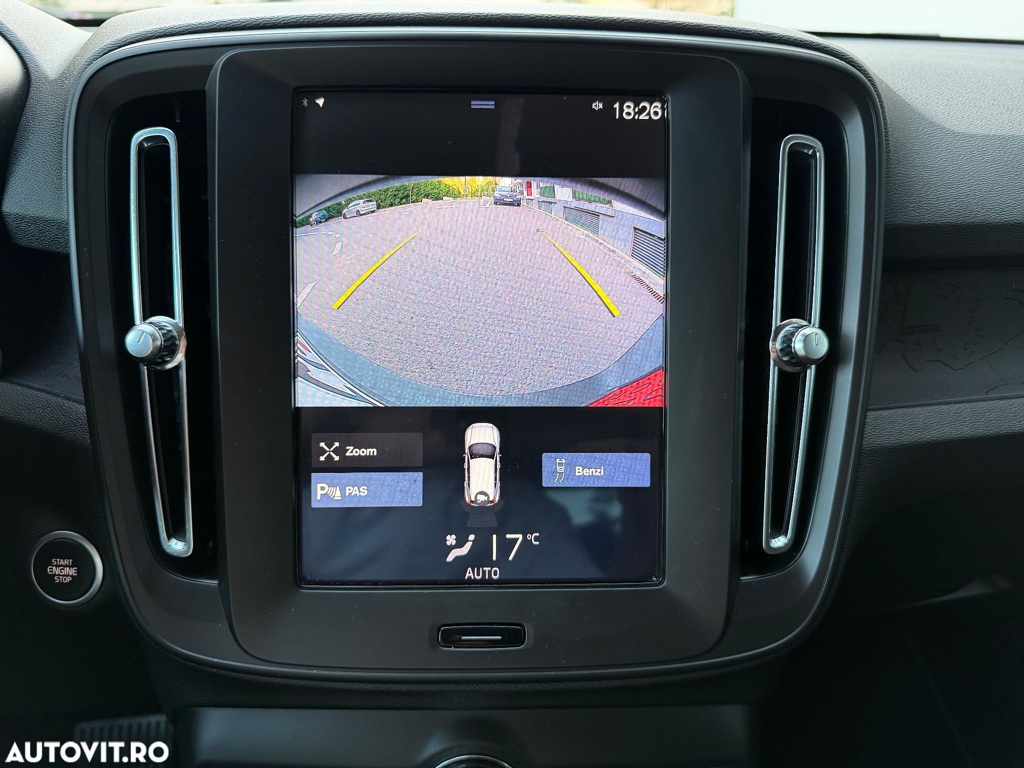 Volvo XC 40 D3 Momentum - 8