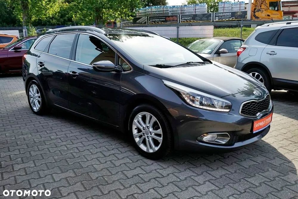 Kia Ceed - 3