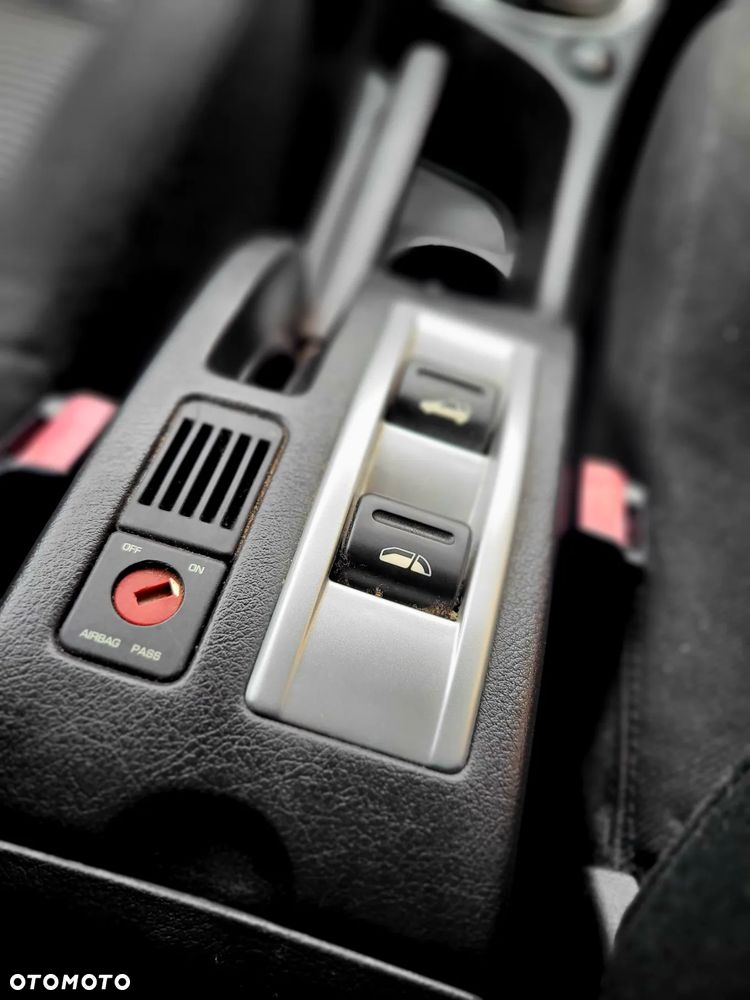 Peugeot 307 CC - 19