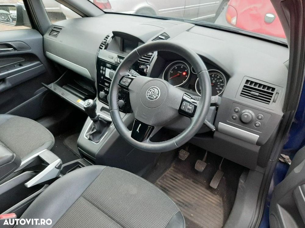 Injector Opel Zafira B 2009 MPV 1.9 CDTI ok - 1