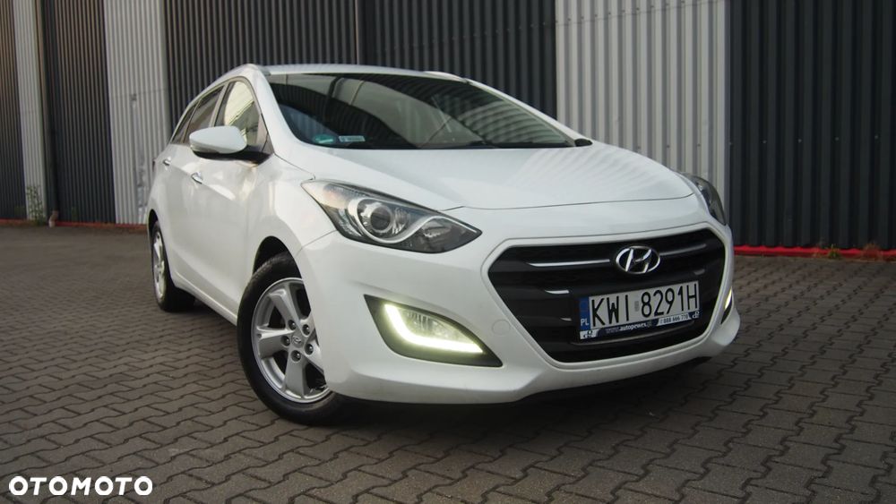 Hyundai i30 1.6 CRDi Automatik Style - 17
