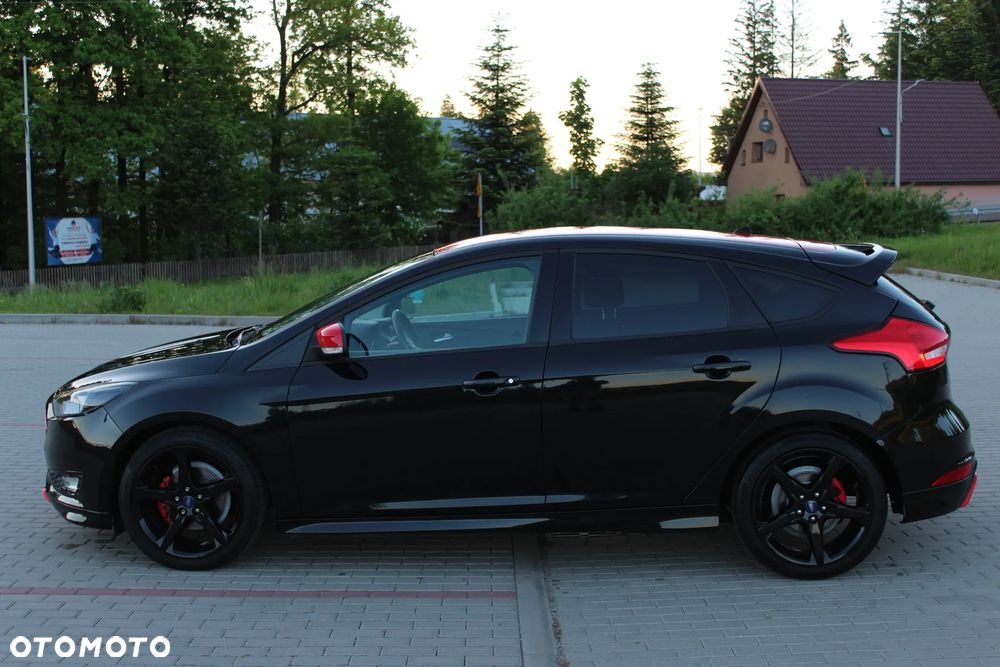 Ford Focus 1.0 EcoBoost Black Edition ASS - 5