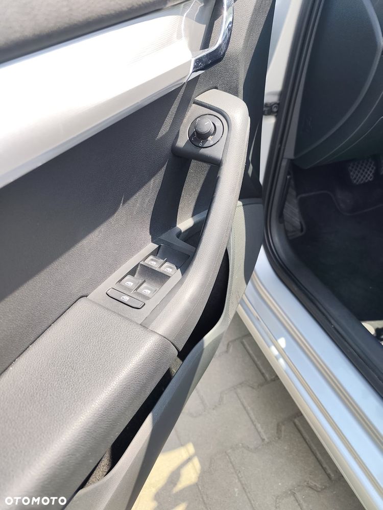 Skoda Octavia 2.0 TDI Joy DSG - 14