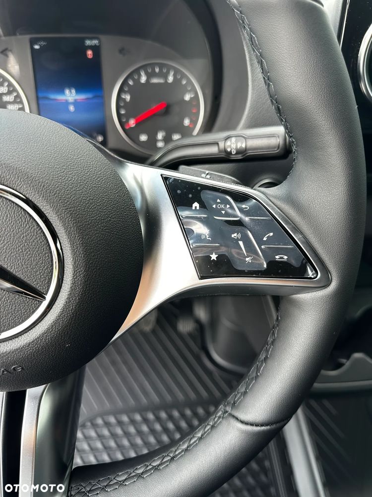 Mercedes-Benz Sprinter - 17