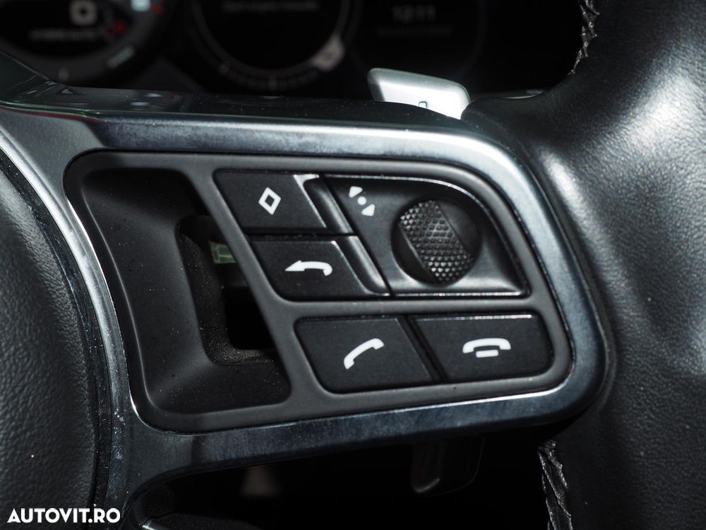 Porsche Cayenne E-Hybrid Tiptronic S - 25