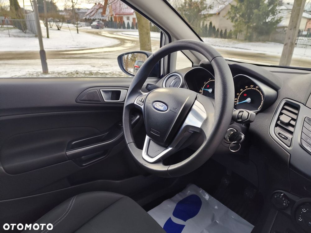 Ford Fiesta 1.25 Trend Edition - 23