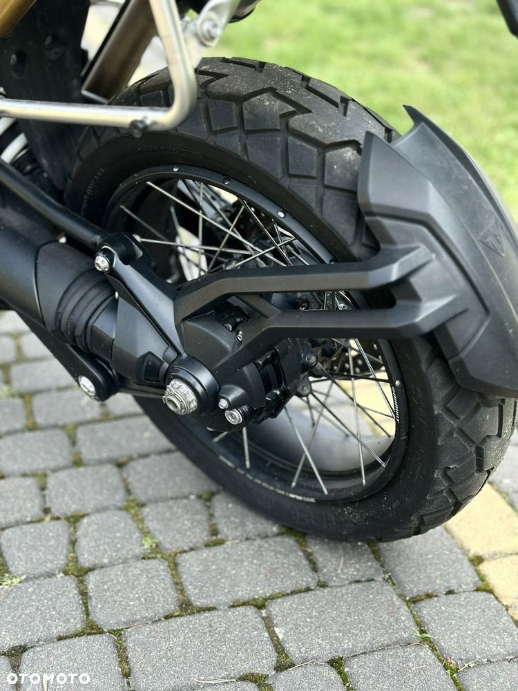 Triumph Tiger - 14
