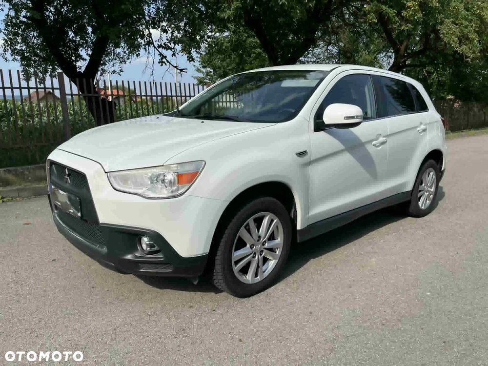 Mitsubishi ASX - 4